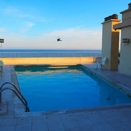 - Royal Luxembourg Piscine *